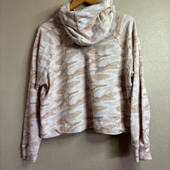 Vuori Women's Beach Hoodie Bisque Camo M Organic French Terry Sweatshirt Cotton - Picture 5 of 10